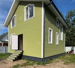 дом, зеленый