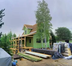 дом, зеленый